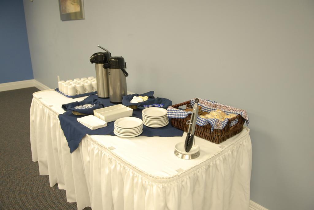 St Christopher'S Hotel Channel-Port aux Basques Eksteriør billede