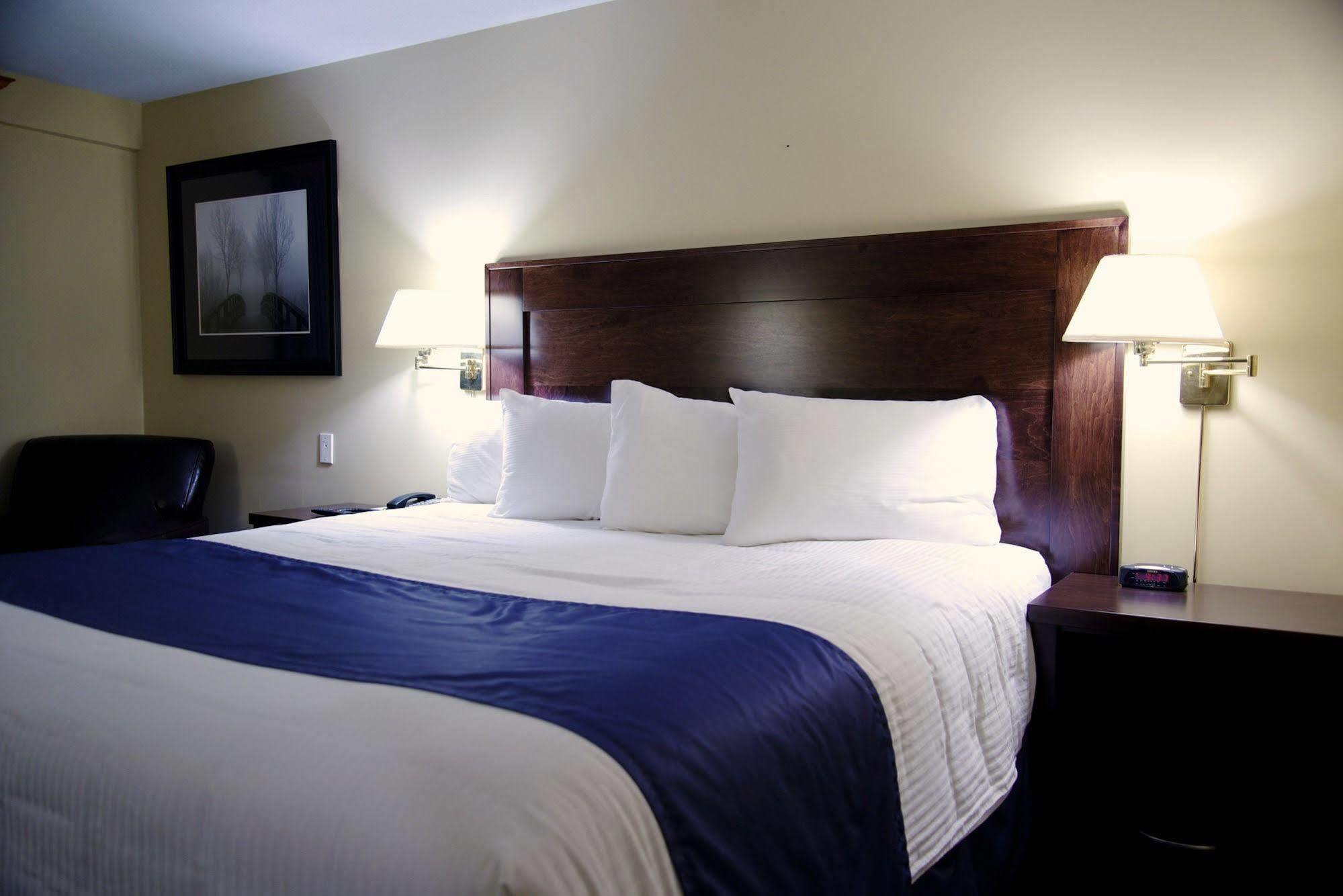 St Christopher'S Hotel Channel-Port aux Basques Eksteriør billede